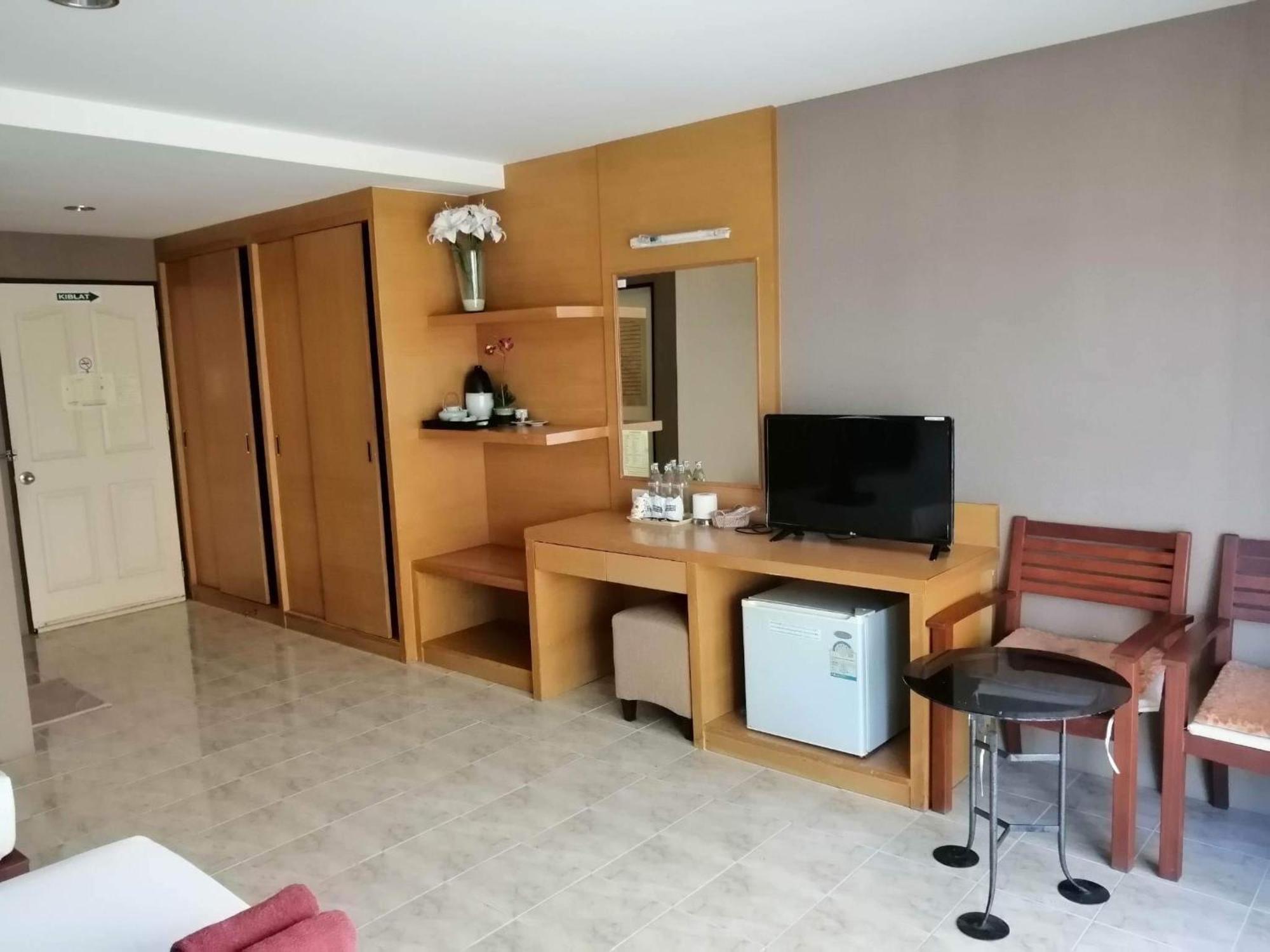 Pearl Place Hotel Hat Yai Exterior photo